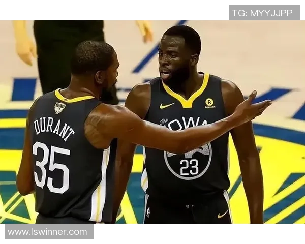 德雷蒙德格林如何在勇士队中扮演多面手角色助力球队夺冠